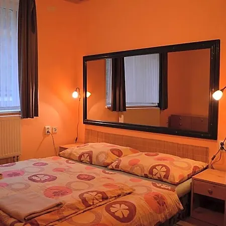 Penzion54&restaurace Ostrov (Karlovy Vary)